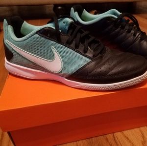 Men's Nike indoor soccer shoes